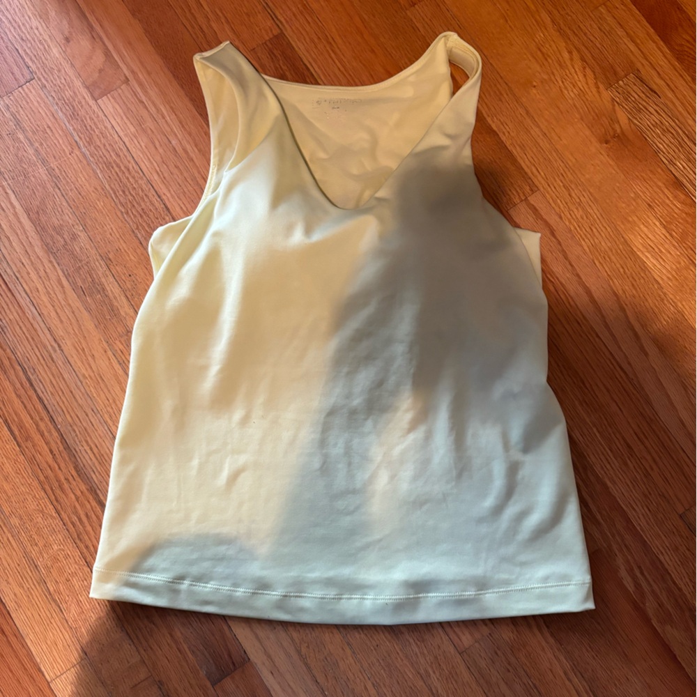 Athleta Workout Top with Built in Bra 34A. Pale yellow color